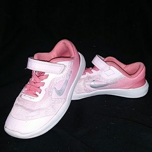 Kids Nike Shoe...LIKE NEW